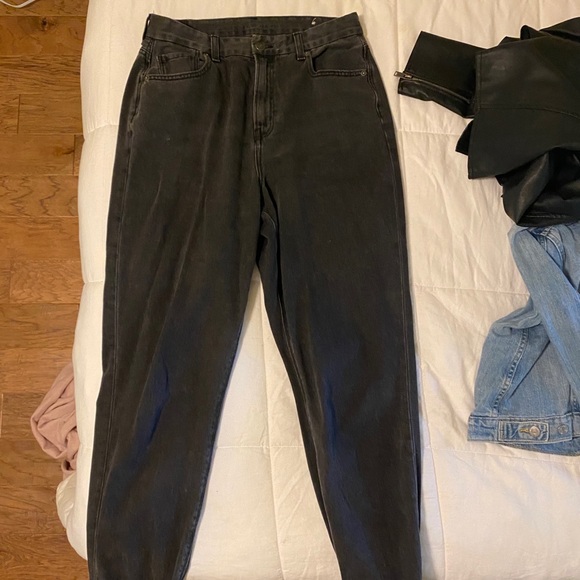 Too big - Picture 2 of 3